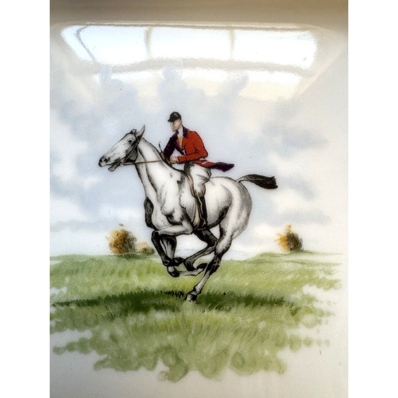 3 Vintage H & Co Selb Bavaria Heinrich Trinket Dishes featuring 3 Hunting Scenes - Picture 3 of 7